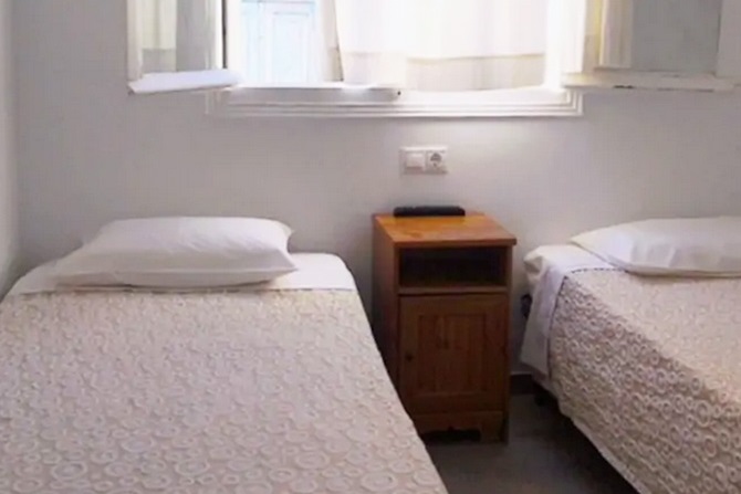Twin room in the heart of Mykonos town