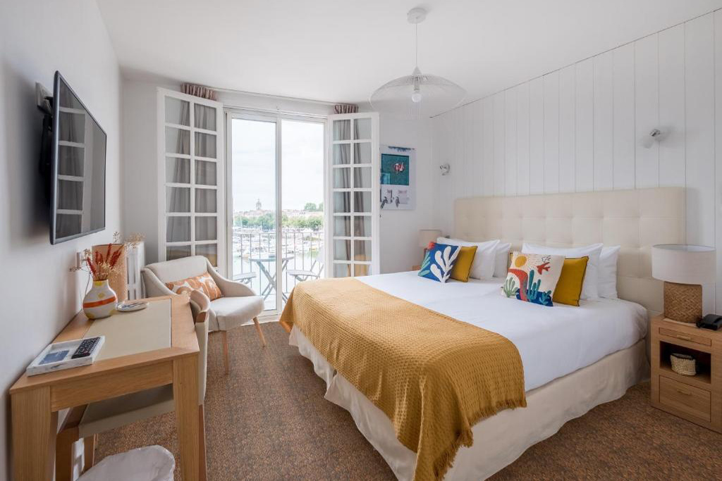 Hôtel La Tour de Nesle — chambre à La Rochelle