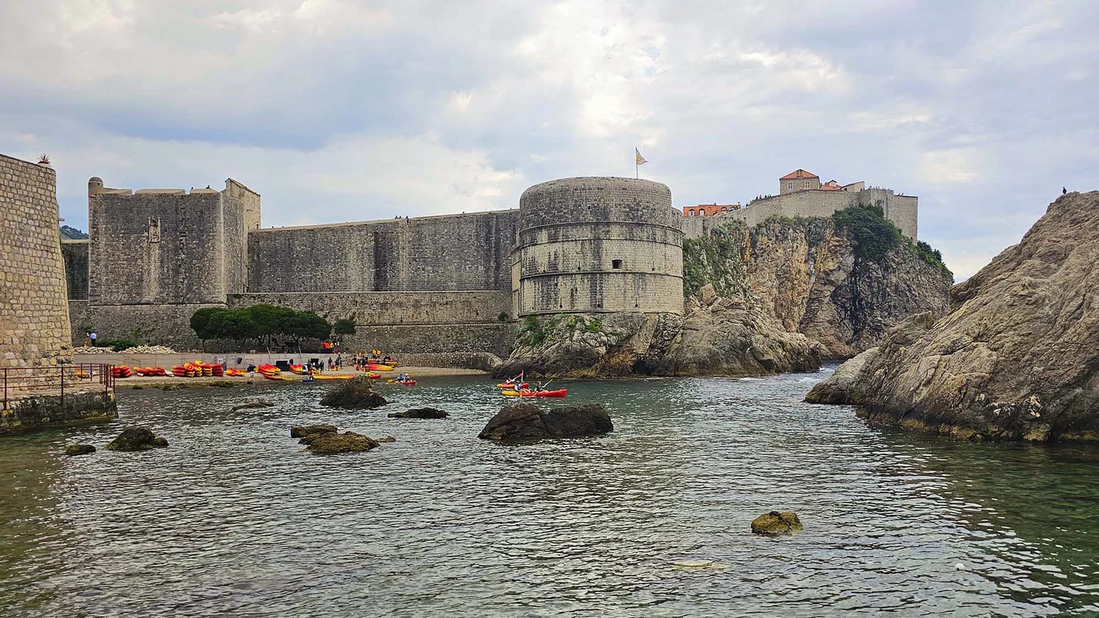 Bokar — vue depuis la baie — Dubrovnik