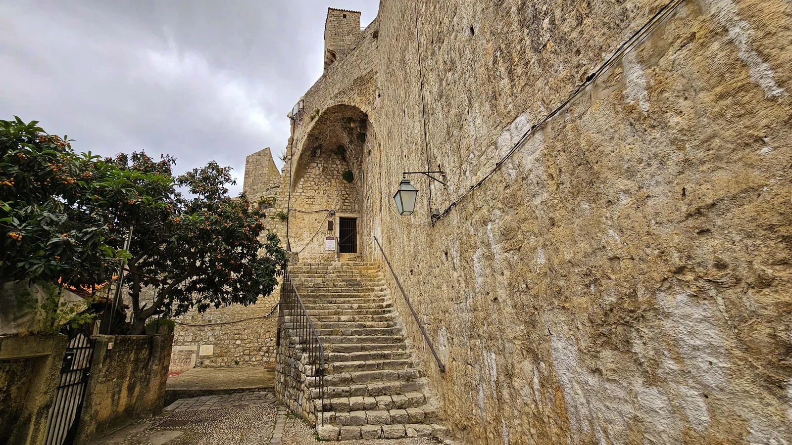 Tour de l’angle supérieur — Dubrovnik
