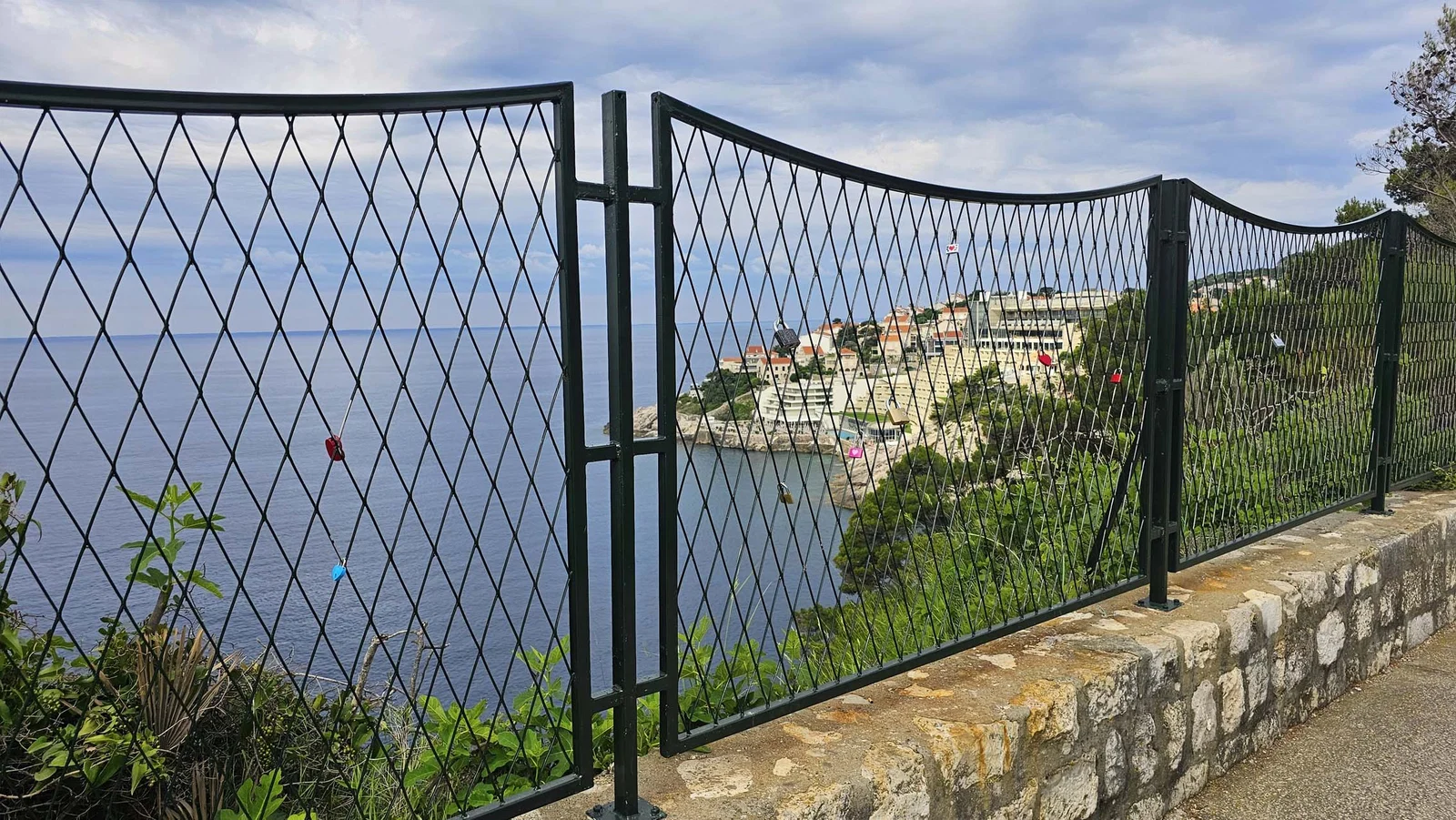Clôture aux cadenas — détail du belvédère — Dubrovnik