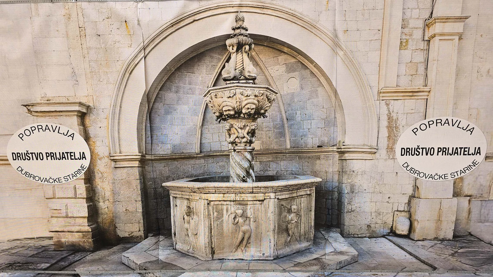 Petite fontaine d’Onofrio — Dubrovnik