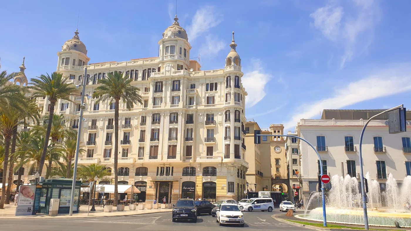 Casa Carbonell — Alicante