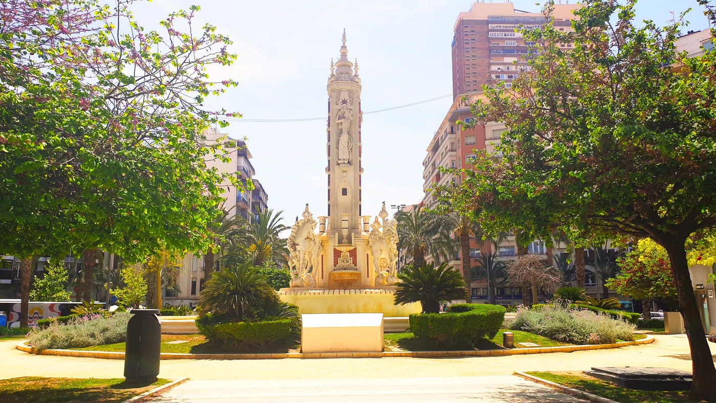 Place des Luceros — Alicante