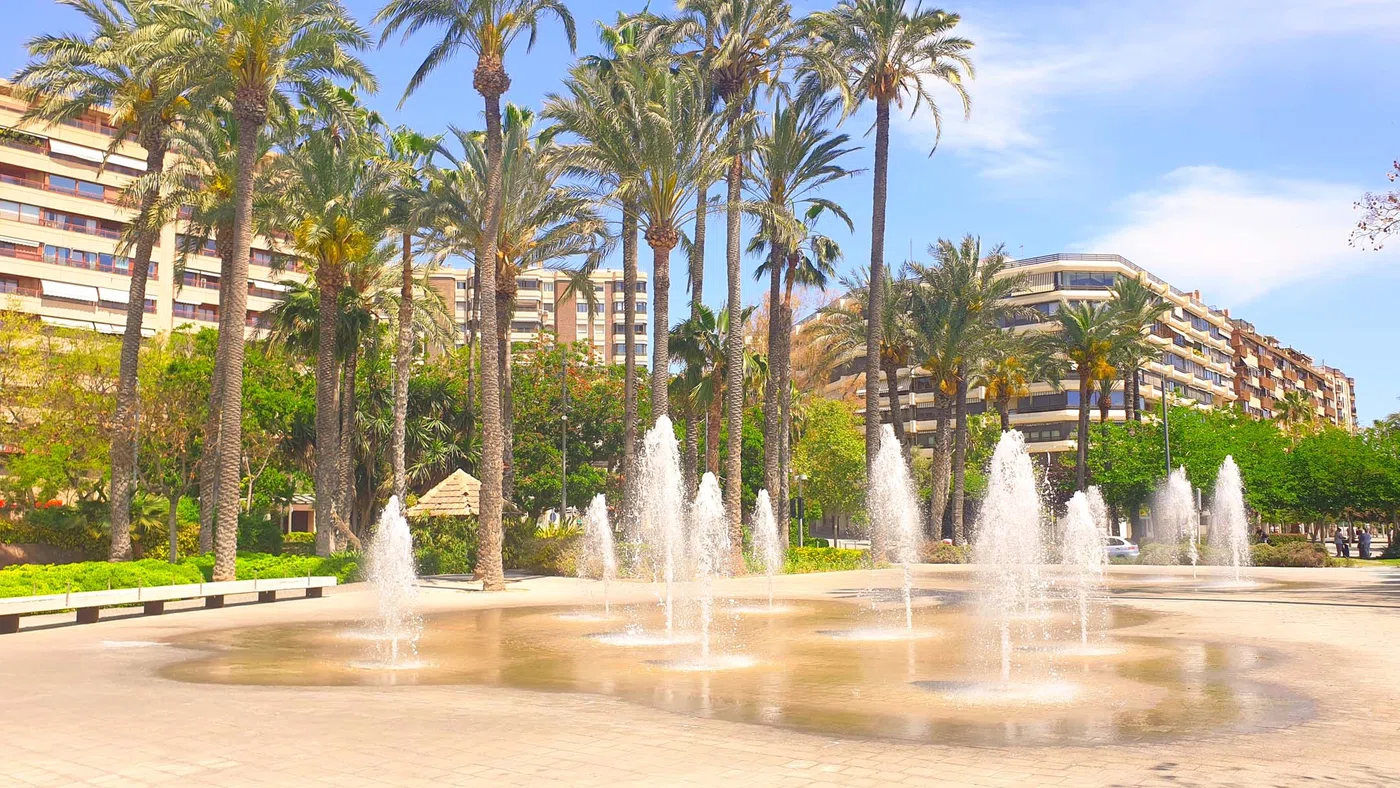Plaza del Arquitecto Miguel López — Alicante