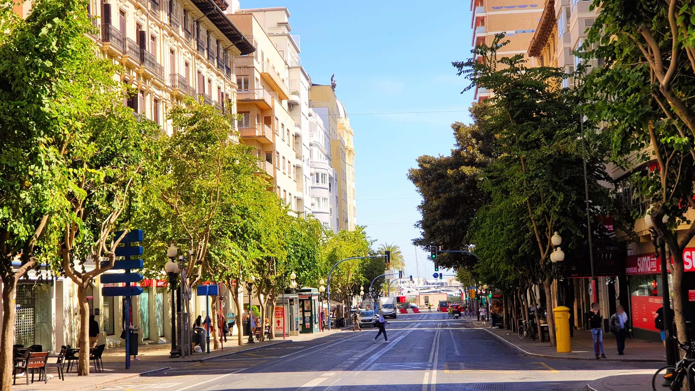 Rambla de Méndez Núñez — Alicante