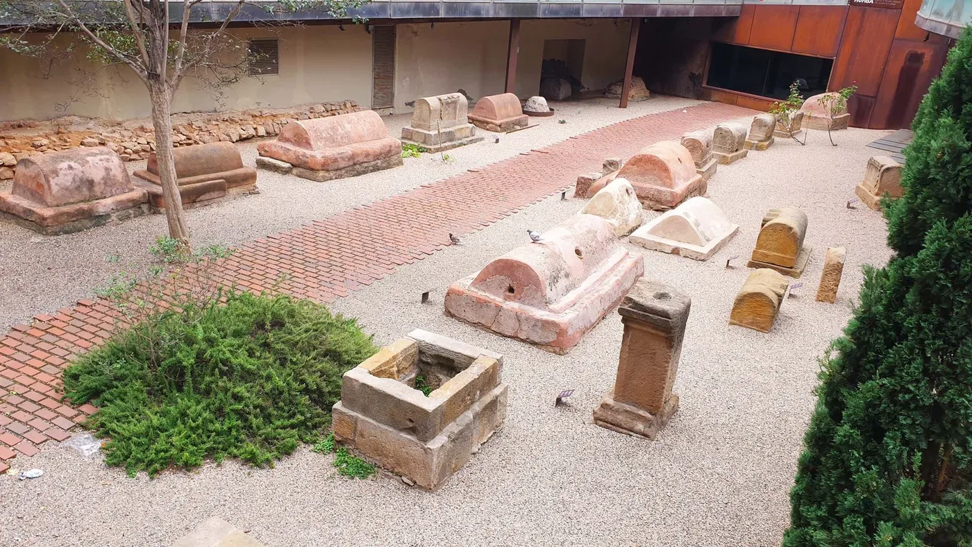 MUHBA Via Sepulcral Romana à Barcelone, Espagne