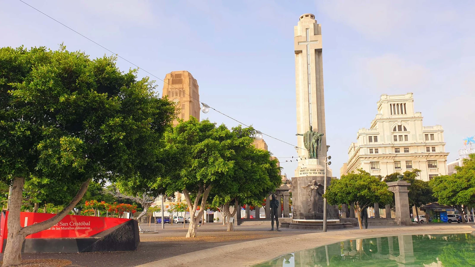 Monumento a Los Caídos — Santa Cruz de Tenerife