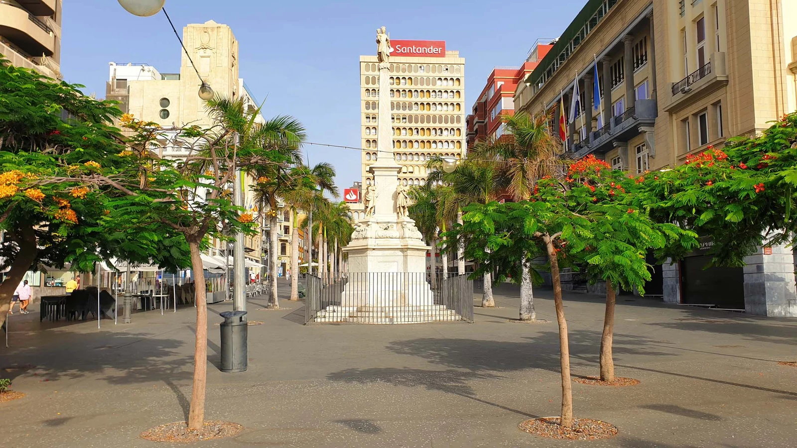 Triunfo de Candelaria * — Santa Cruz de Tenerife