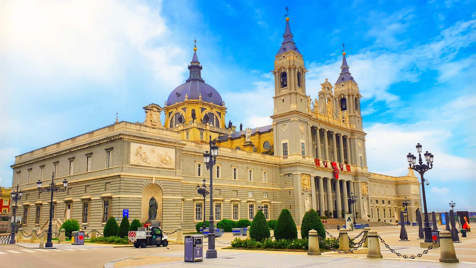 Cathédrale de l’Almudena — Madrid