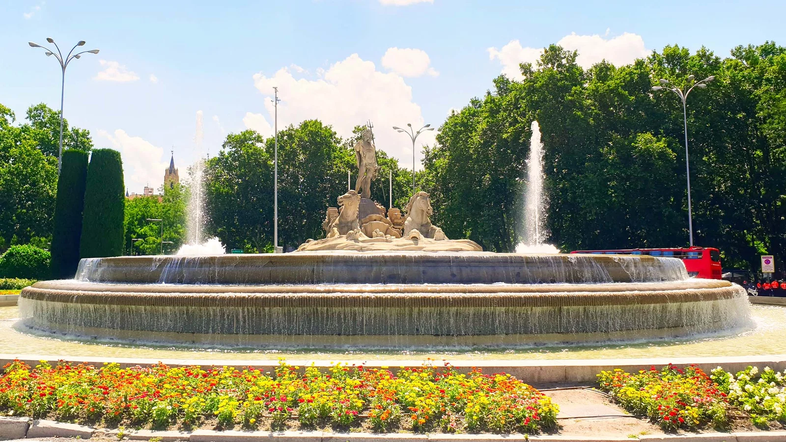 Fontaine de Neptune — Madrid