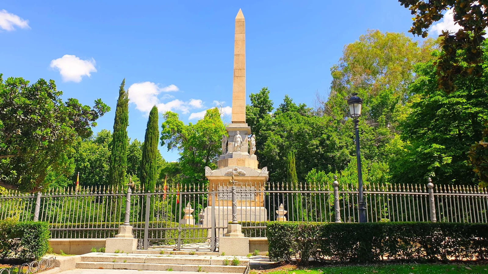 Monument aux morts pour l’Espagne — Madrid