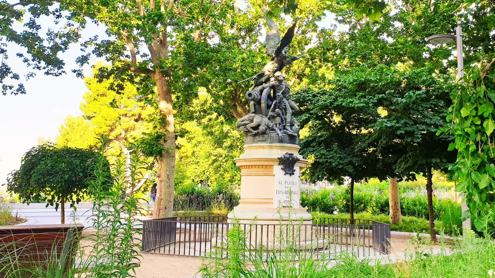 Monument au peuple du Dos de Mayo — Madrid