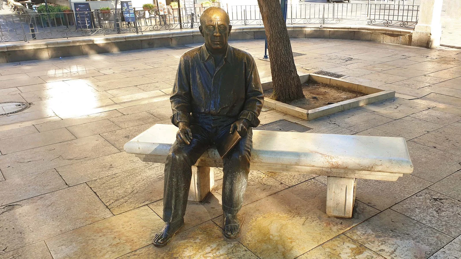 Statue de Picasso — Malaga