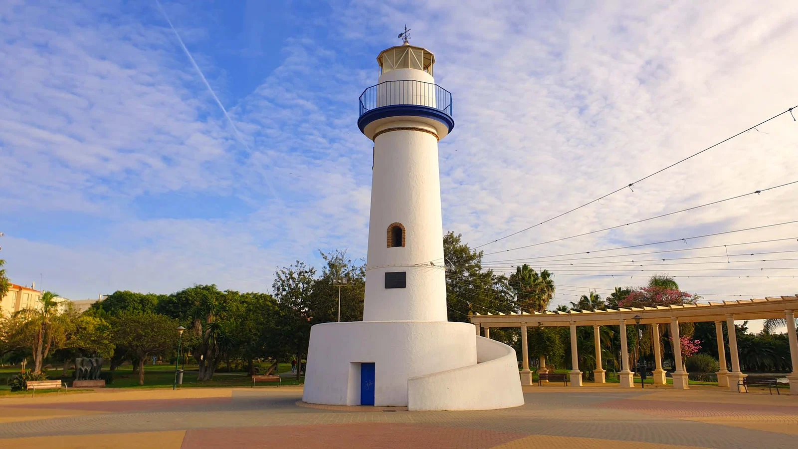 Phare du parc de Huelin — Malaga