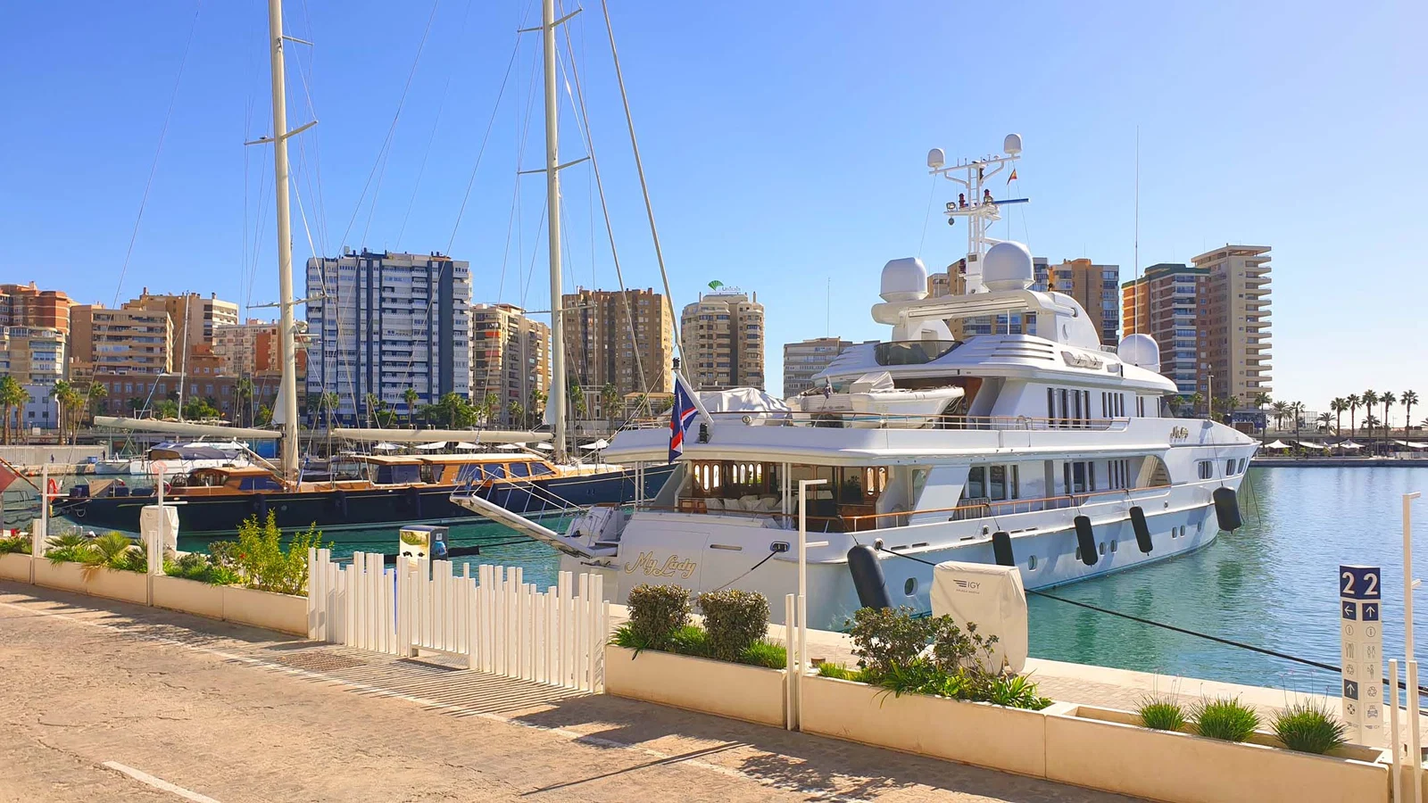Port de Malaga — Malaga