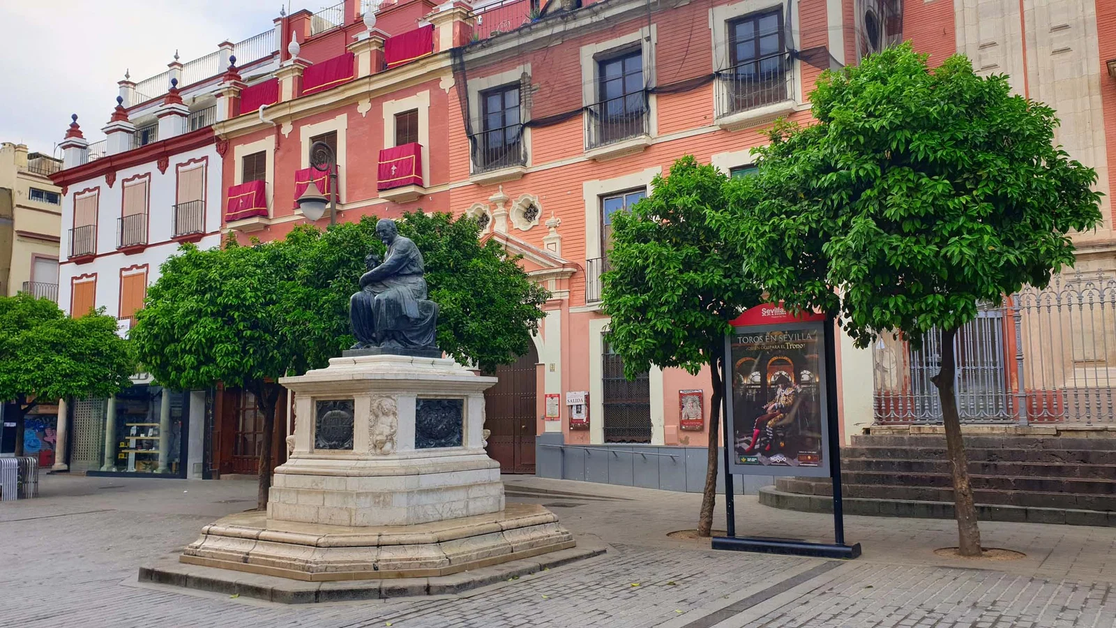 Monument à Martínez Montañés — Séville