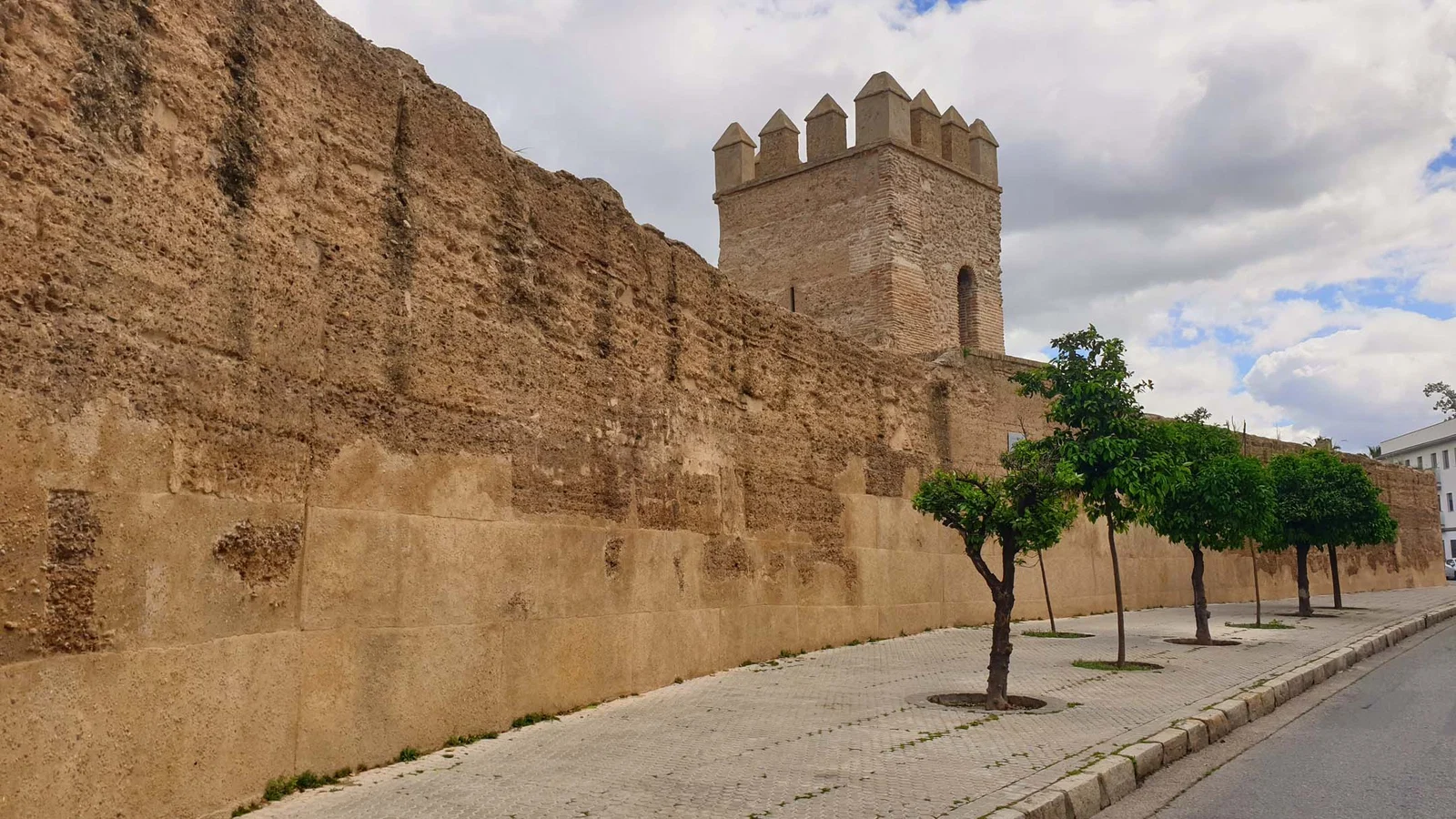 Murailles almohades — Séville