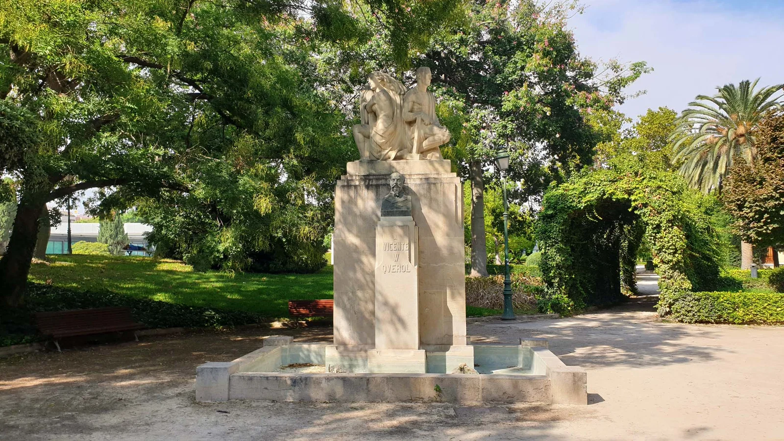 Bust de Vicente W Querol — Valence