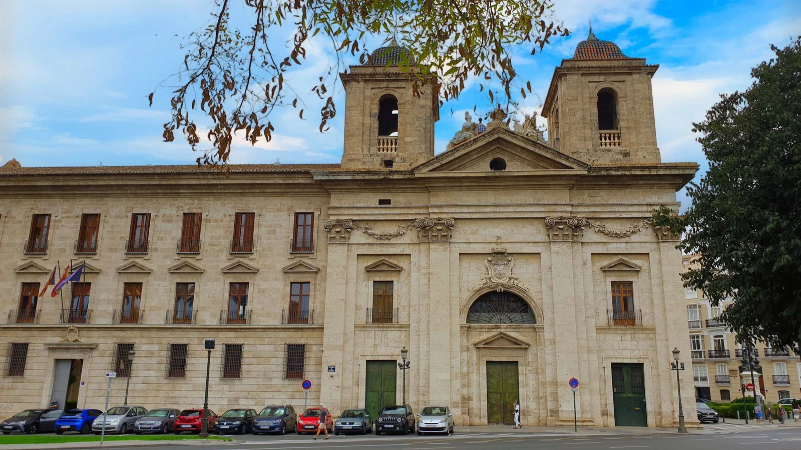 Església i Palau del Temple — Valence