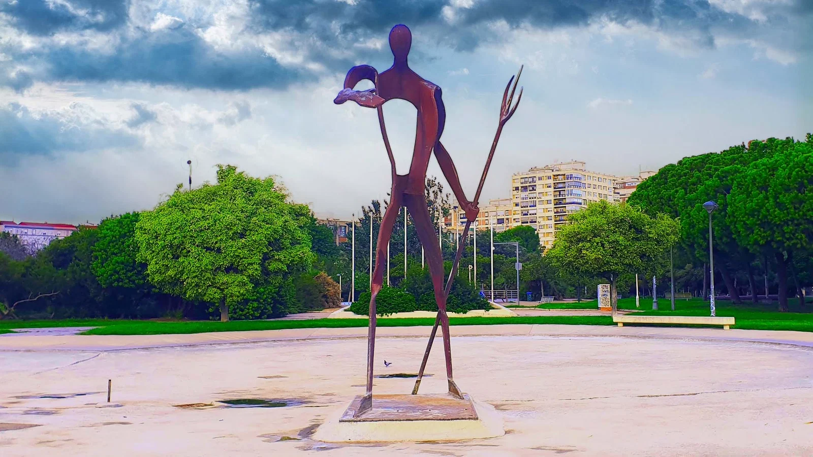Estatua de Neptuno — Valence
