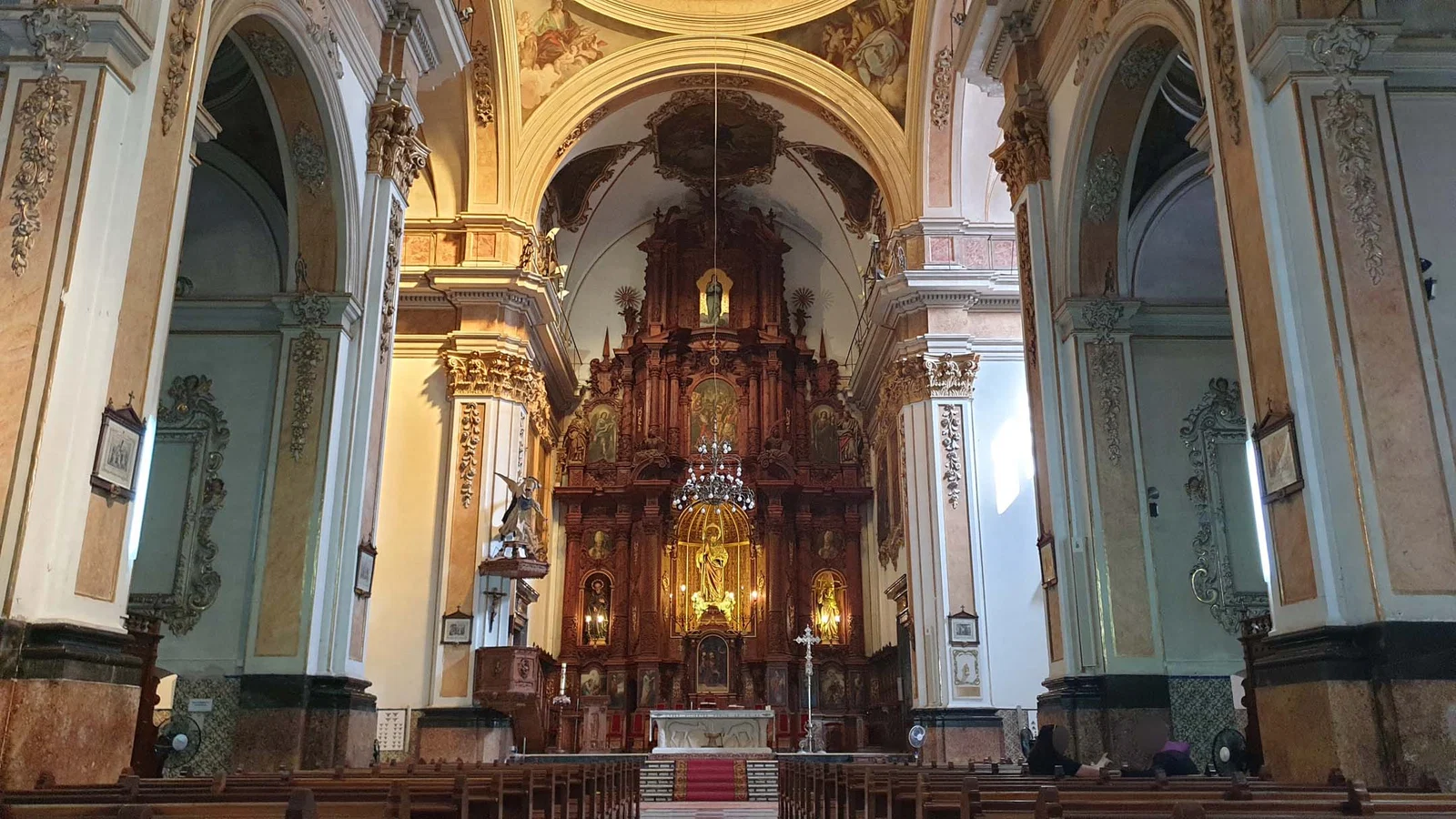 Iglesia de Santo Tomas Apostol y San Felipe Neri — Valence