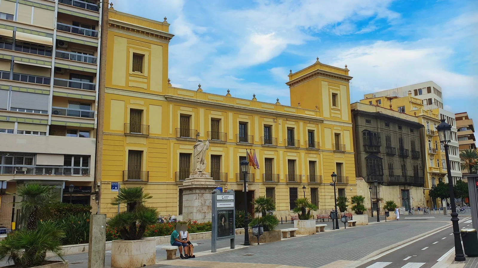 Palacio de Cervelló — Valence