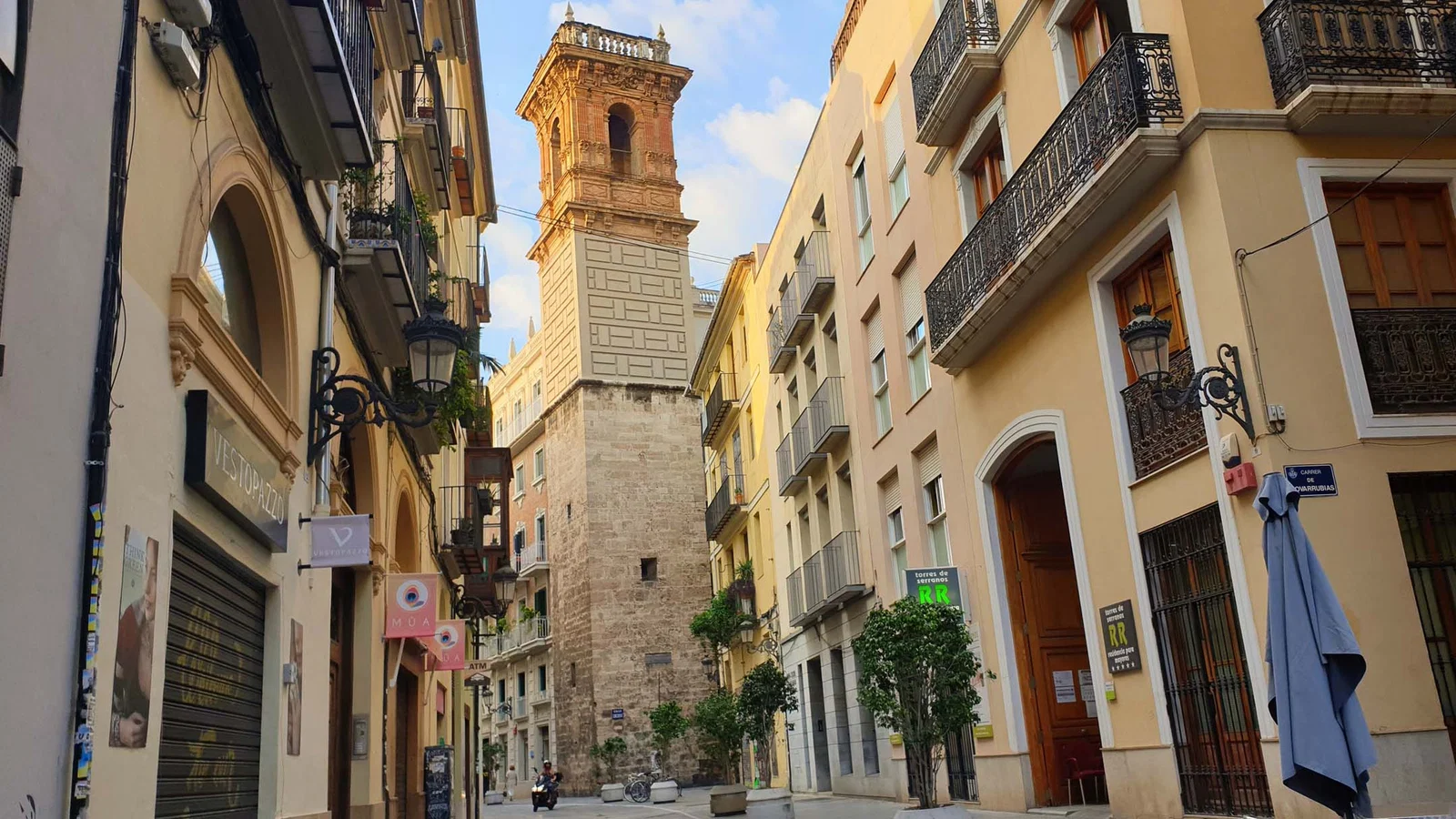 Torre San Bartolomé Apostol — Valence