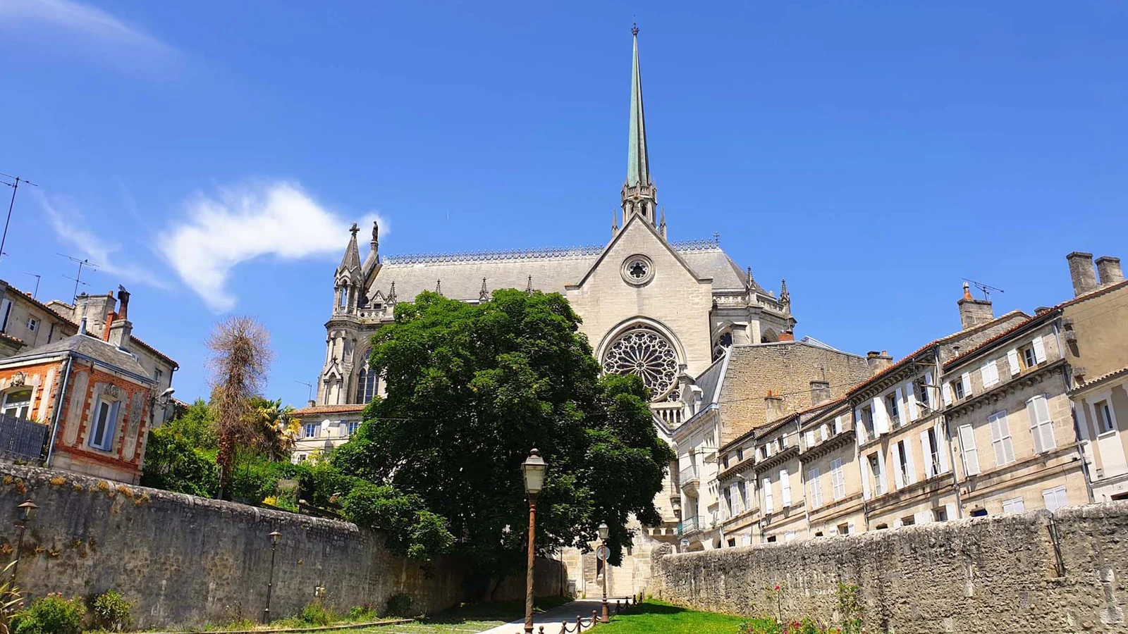 Église Notre-Dame d'Obézine * — Angoulême