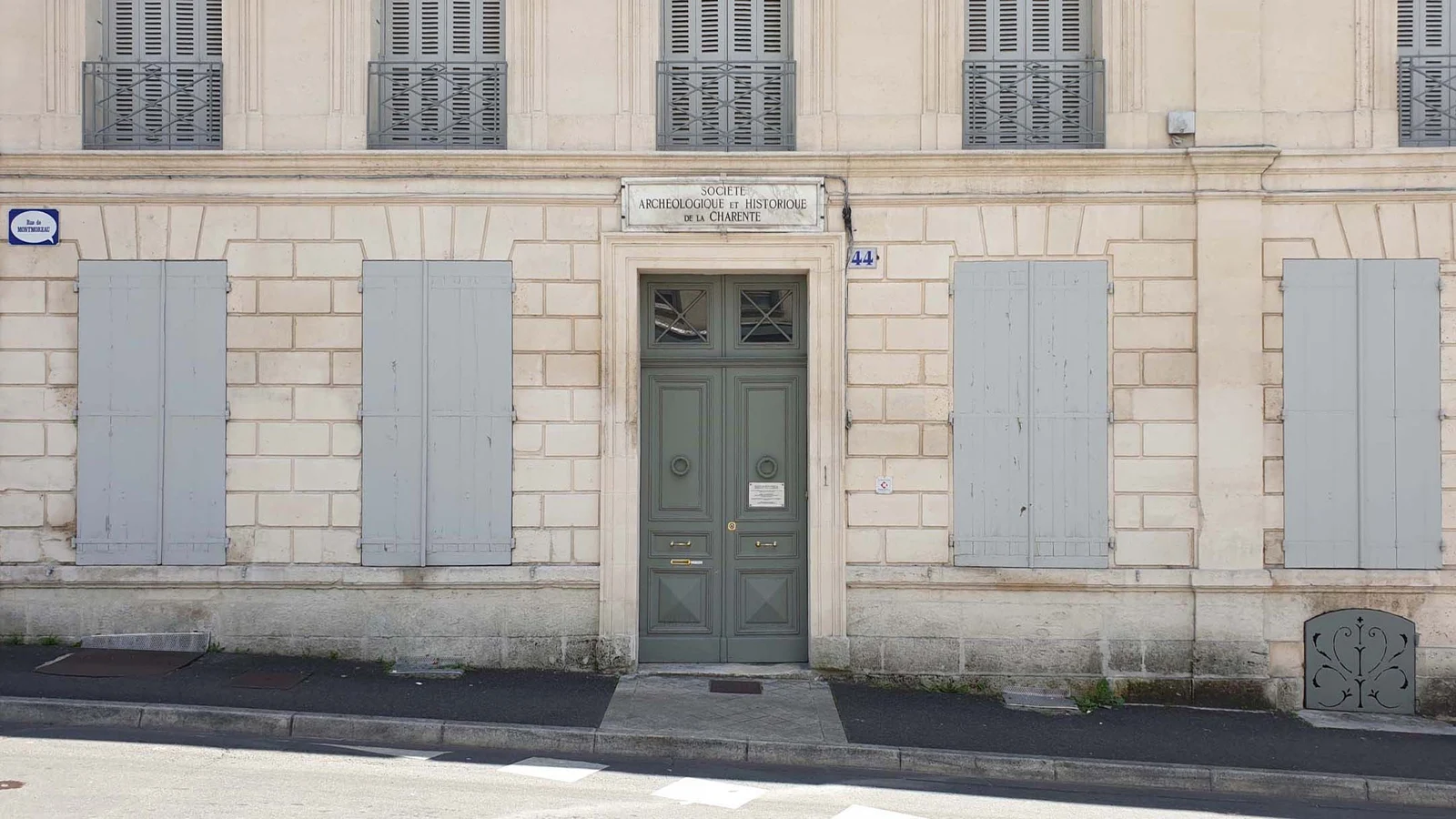 Musée de la Société Archéologique et Historique de la Charente * — Angoulême