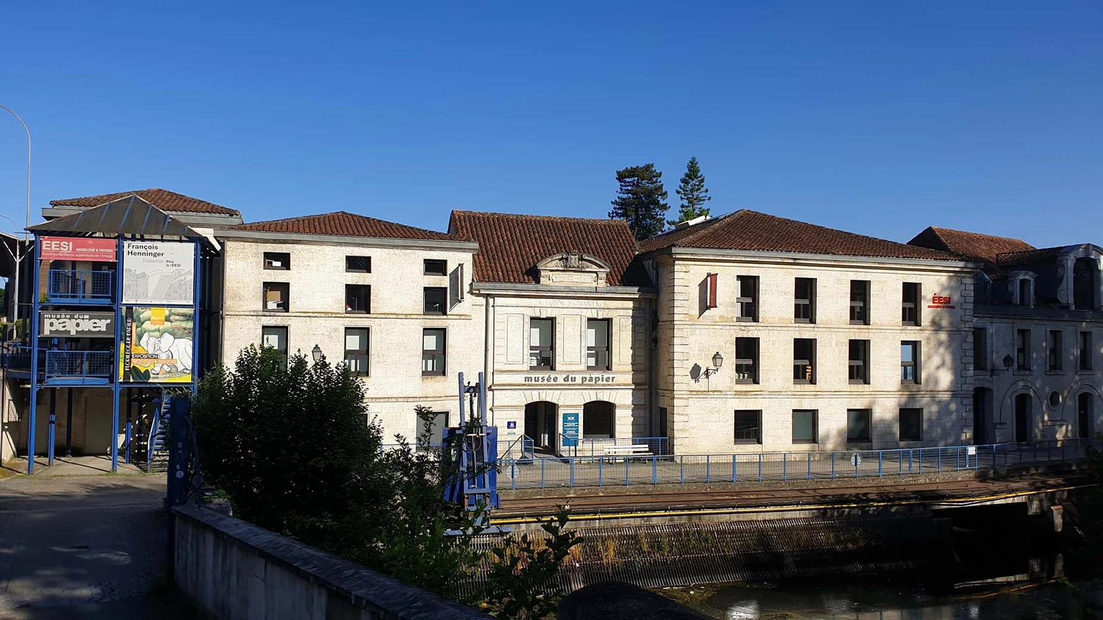 Musée du Papier * — Angoulême