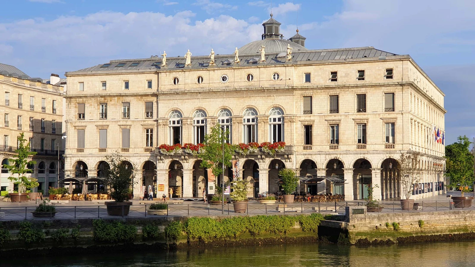 Mairie de Bayonne * — Bayonne