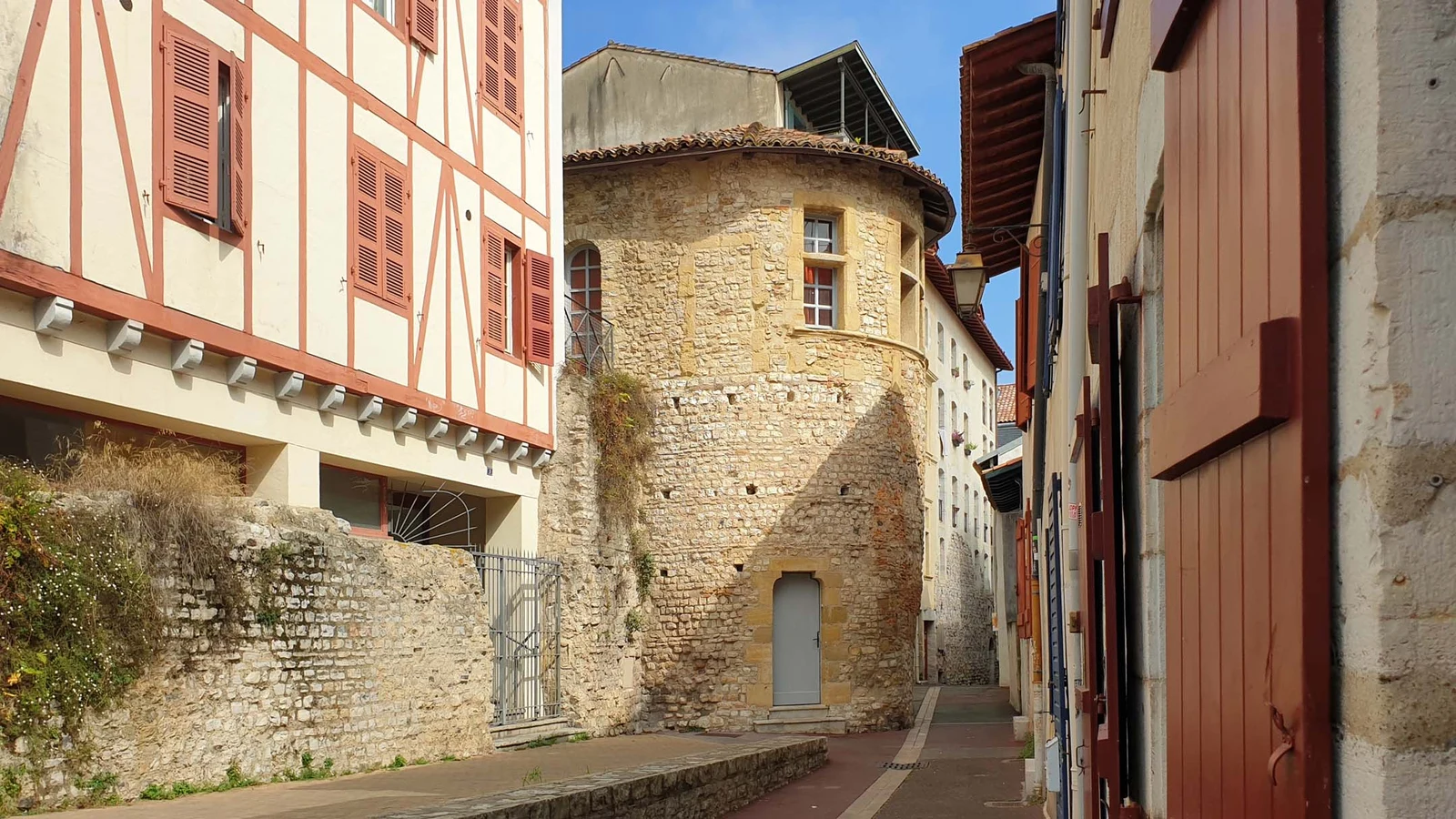 Rue des Augustins — Bayonne