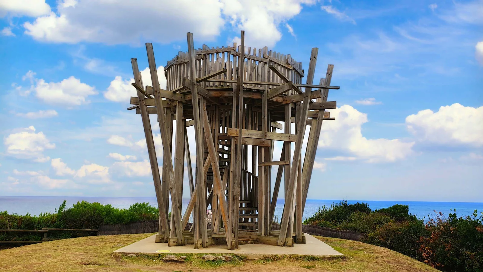 Love tower * — Biarritz