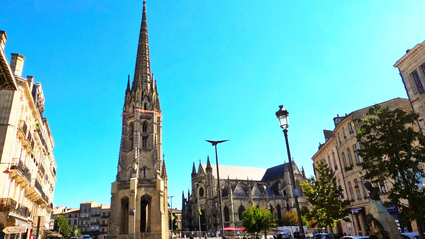 Flèche Basilique Saint-Michel — Bordeaux