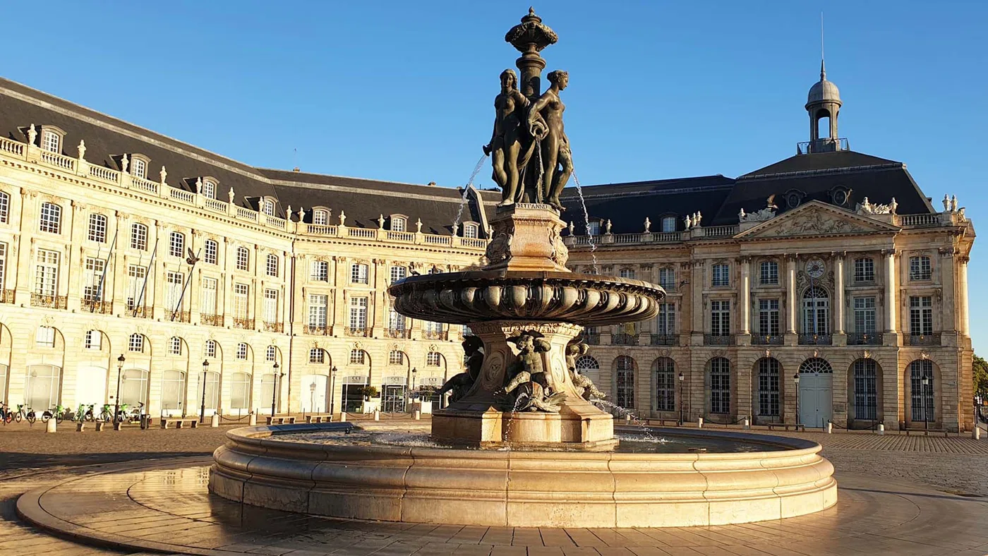 Fontaine des Trois Grâces — Bordeaux