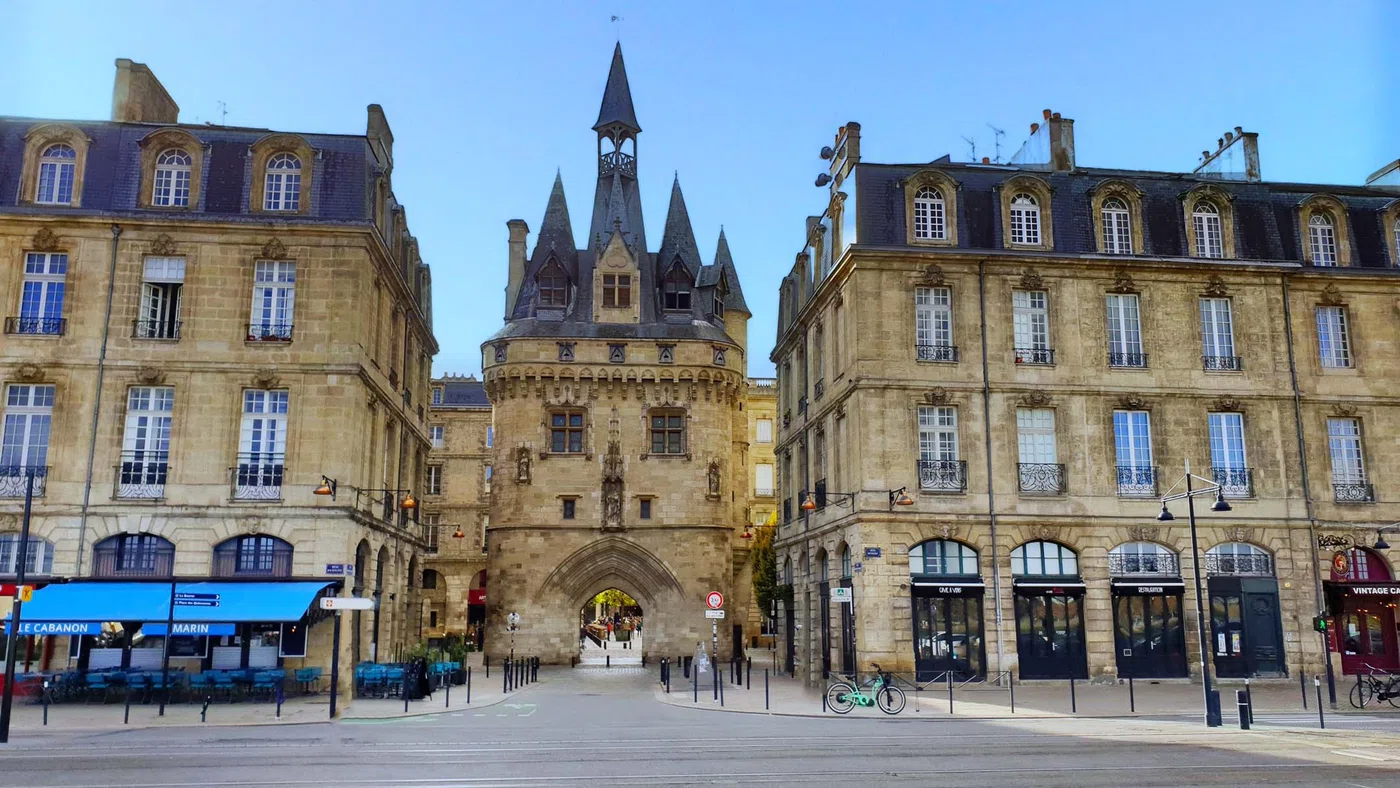 Porte Cailhau — Bordeaux