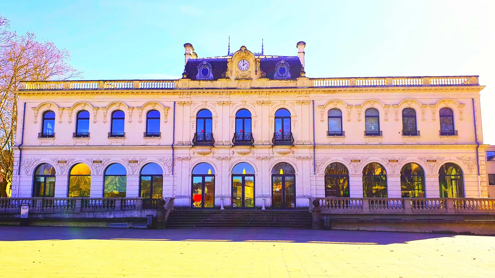 Théâtre municipal * — Brive-la-Gaillarde
