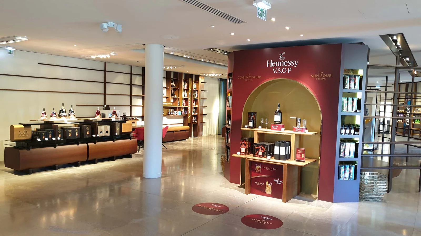 Les Visites Hennessy * — Cognac