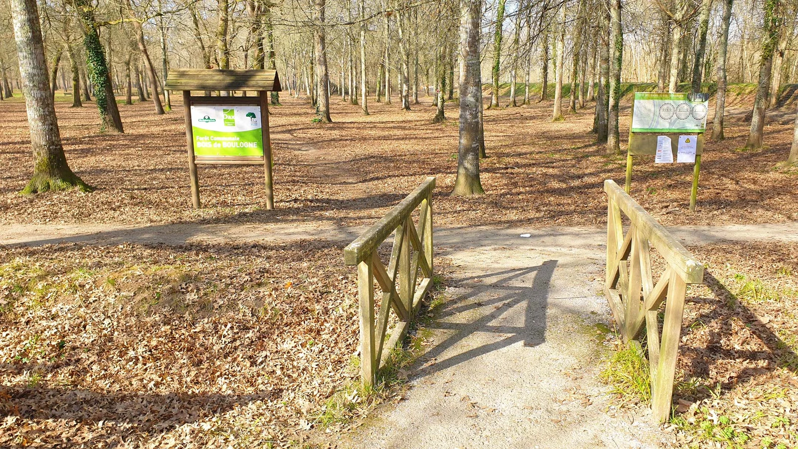 Bois de Boulogne * — Dax