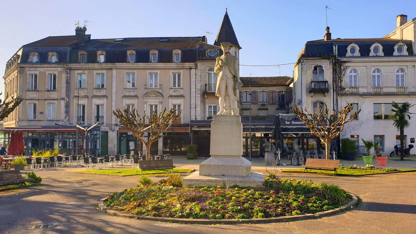 Statue Jean-Charles de Borda — Dax