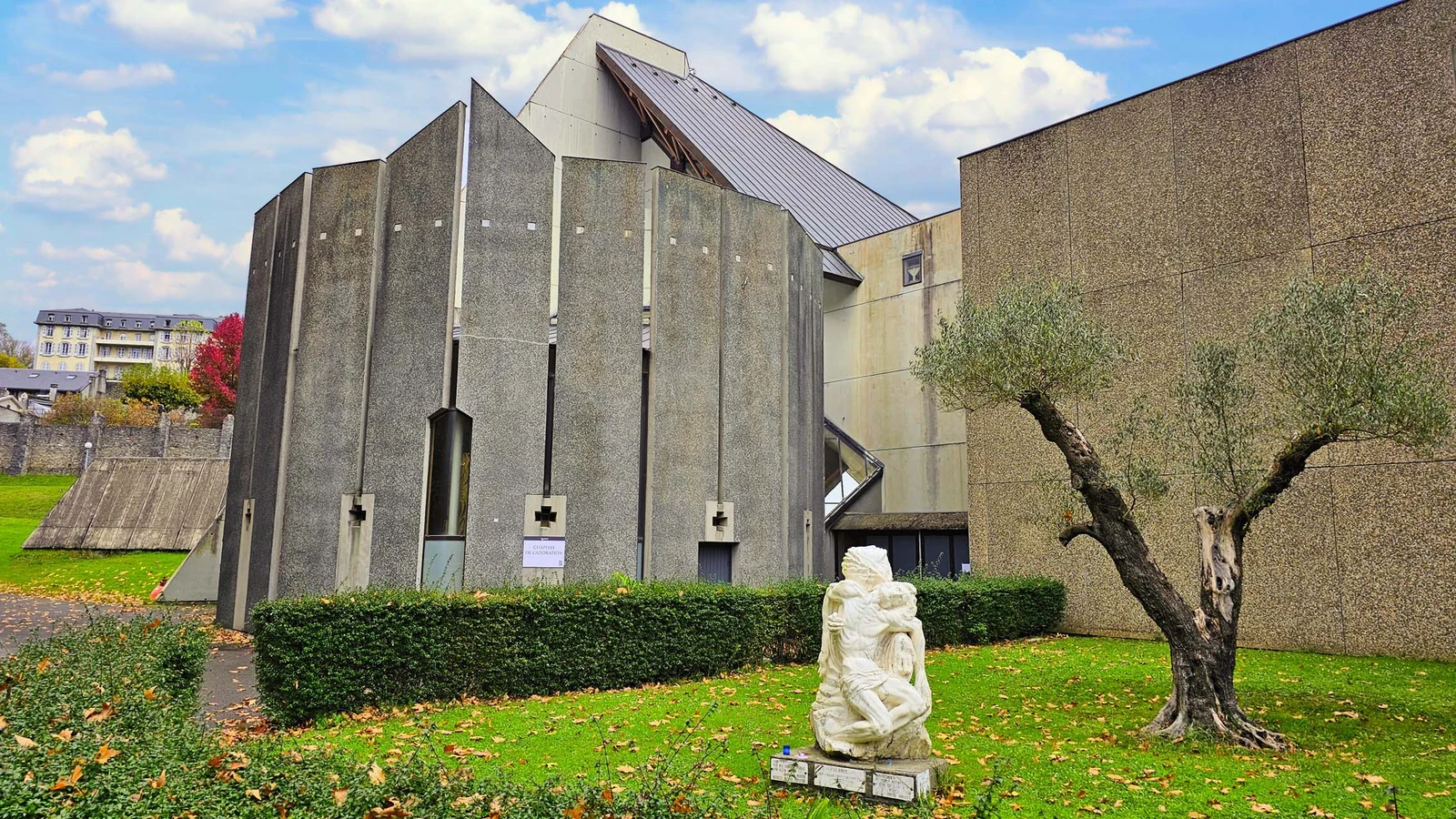 Chapelle de l’Adoration — Lourdes
