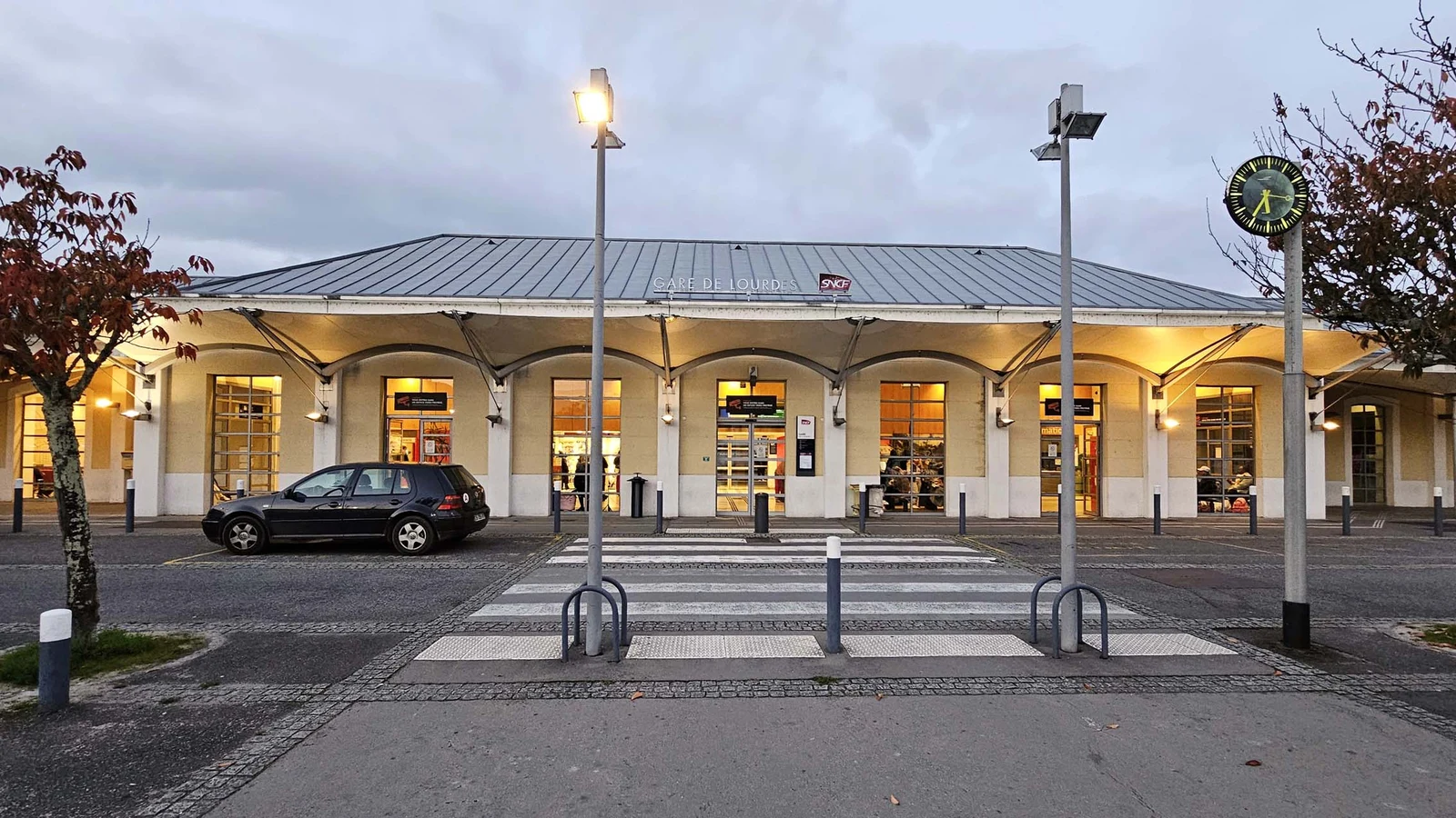 Gare SNCF Lourdes — Lourdes