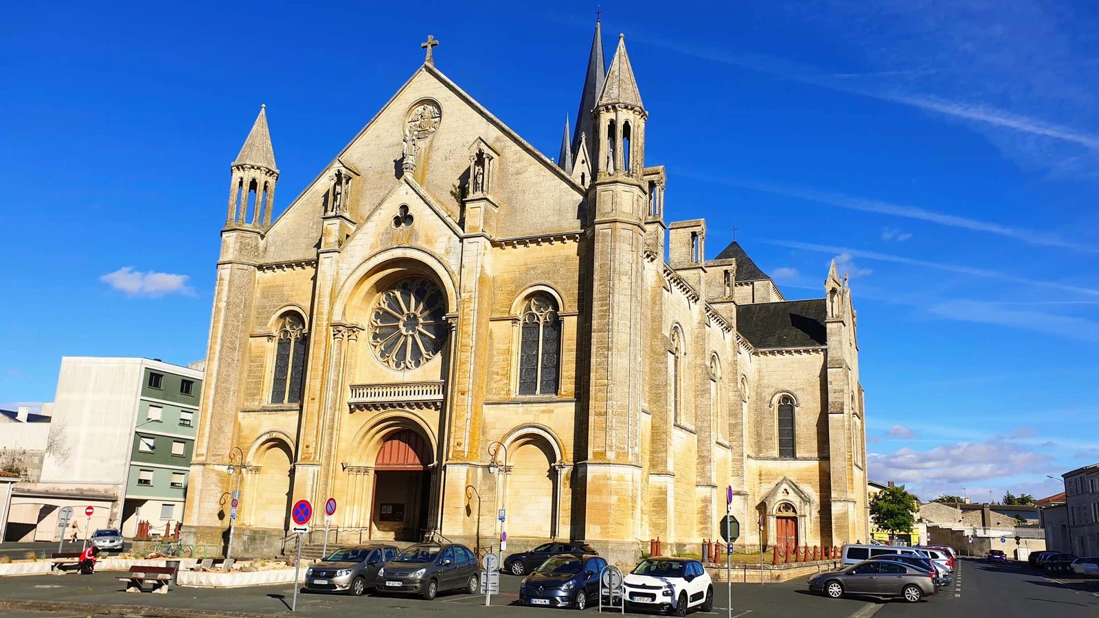 Église Saint Hilaire * — Niort