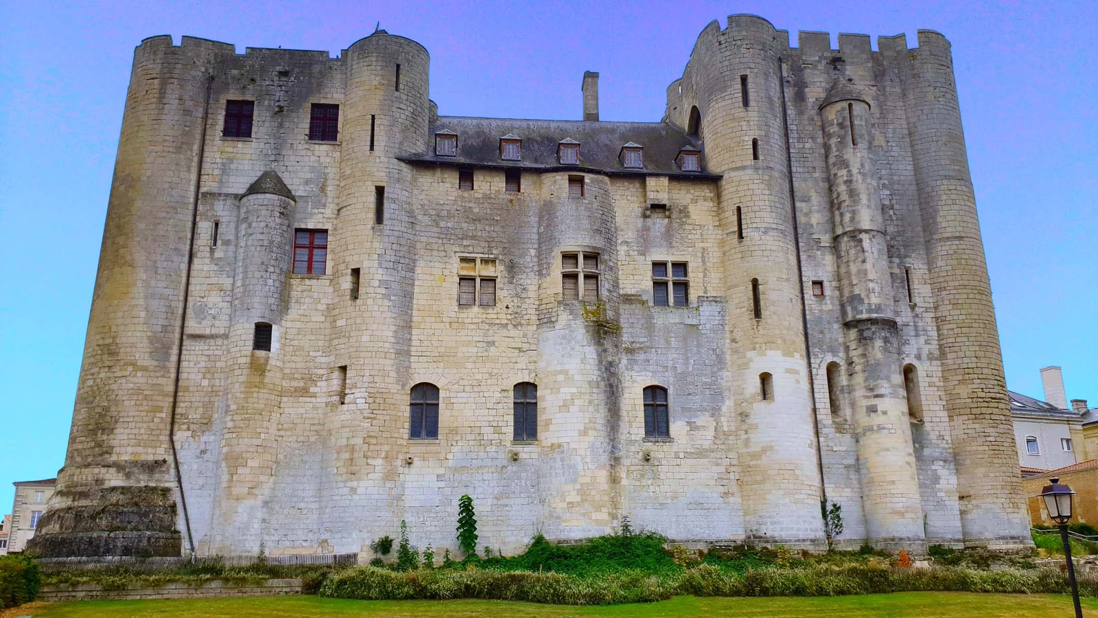 Musée du Donjon * — Niort