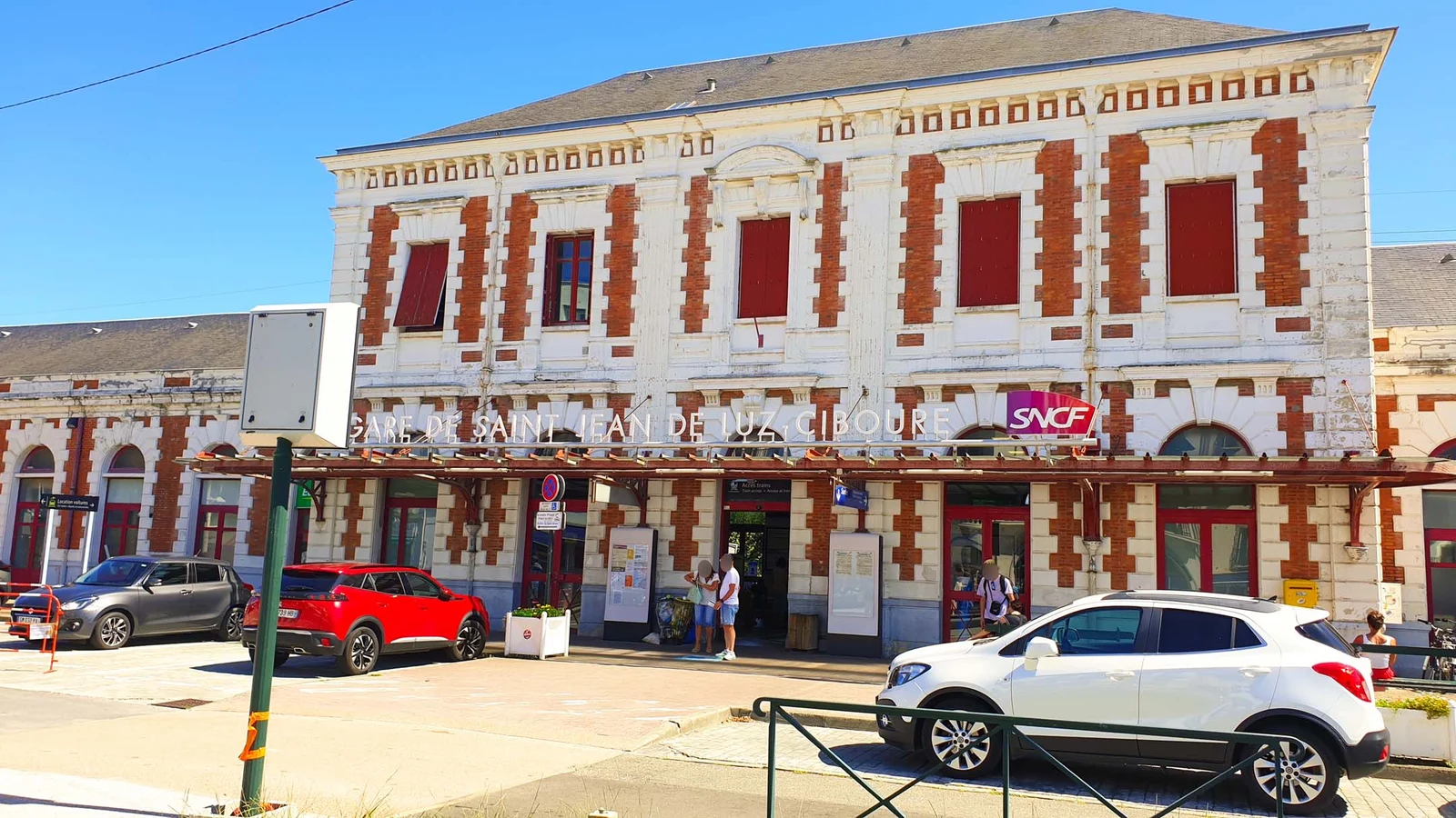 Gare SNCF Saint-Jean-de-Luz, France — Saint-Jean-de-Luz