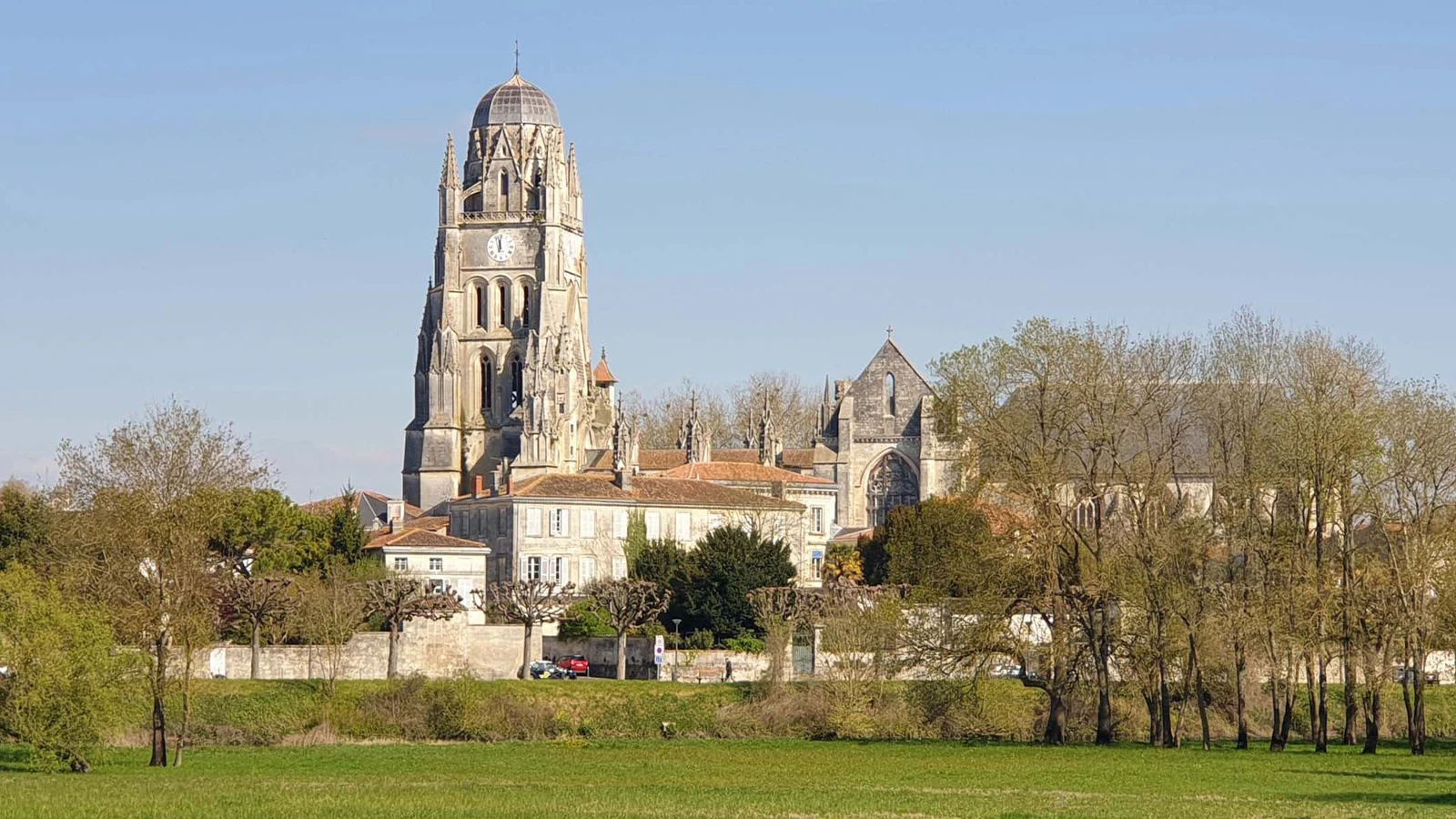 Cathédrale Saint-Pierre de Saintes * — Saintes