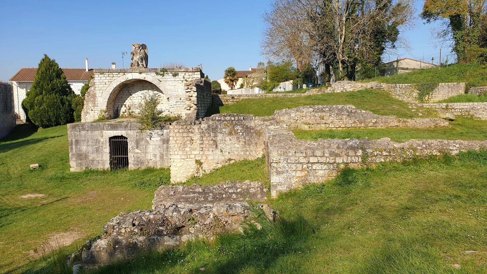 Thermes de Saint-Saloine de Saintes — Saintes