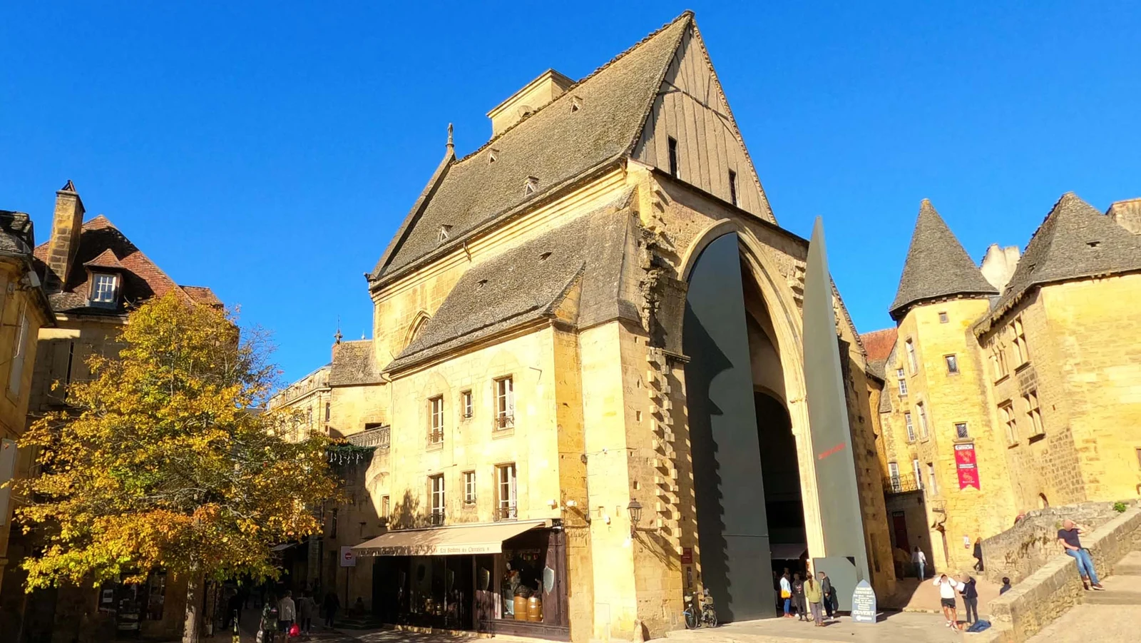 Ancienne Eglise Sainte-Marie - Marché couvert * — Sarlat