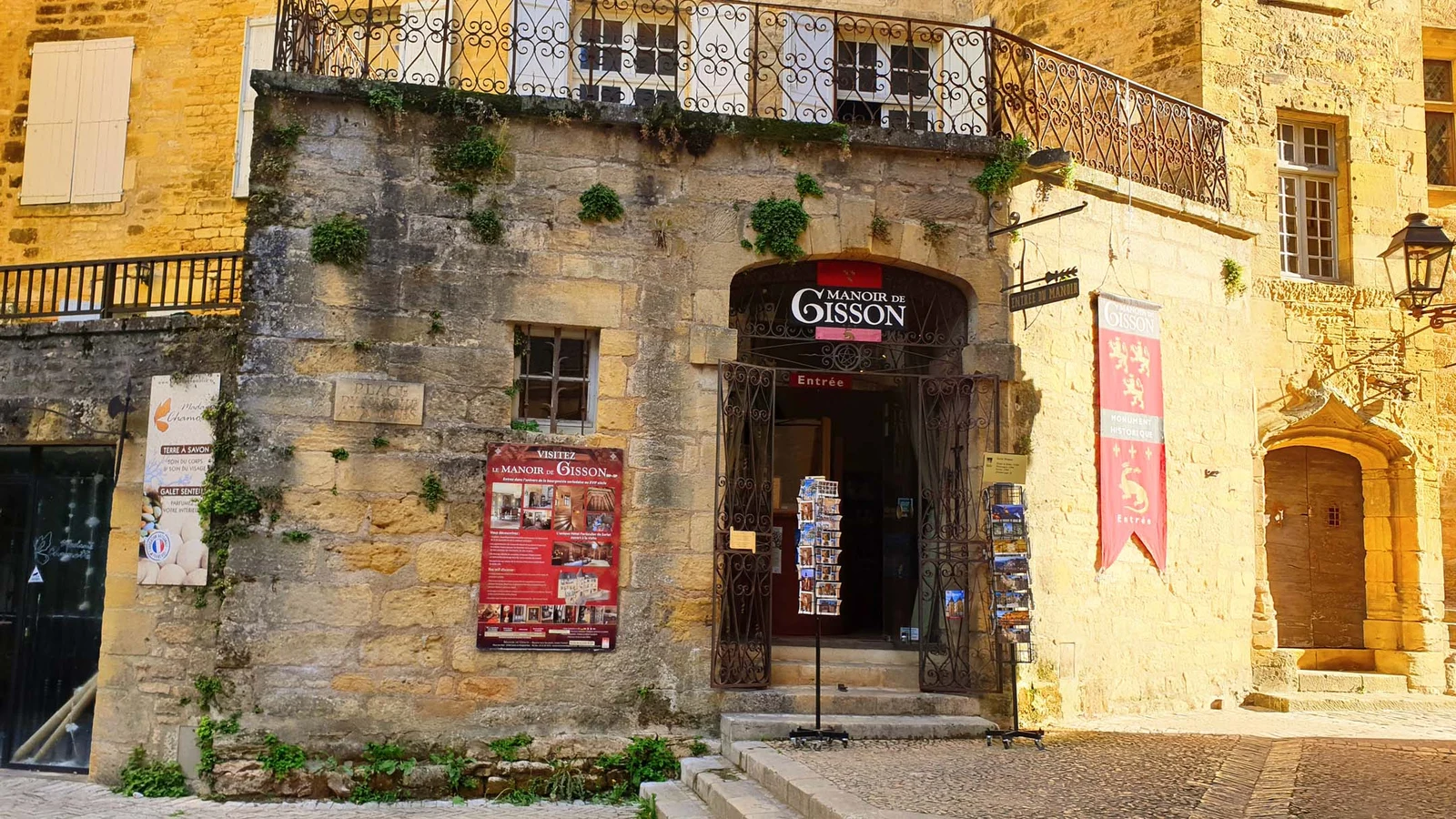 Manoir de Gisson * — Sarlat
